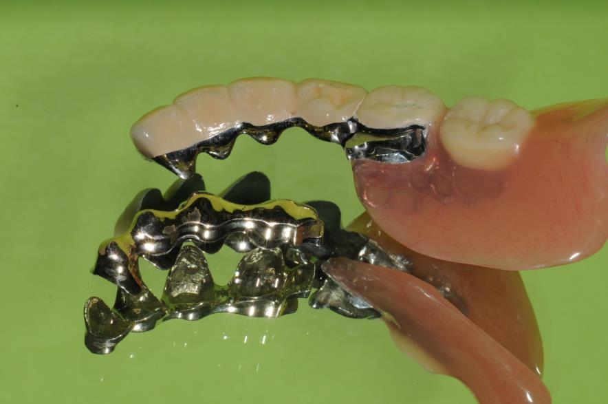 画像：ハンドメイドスライド式リーゲル